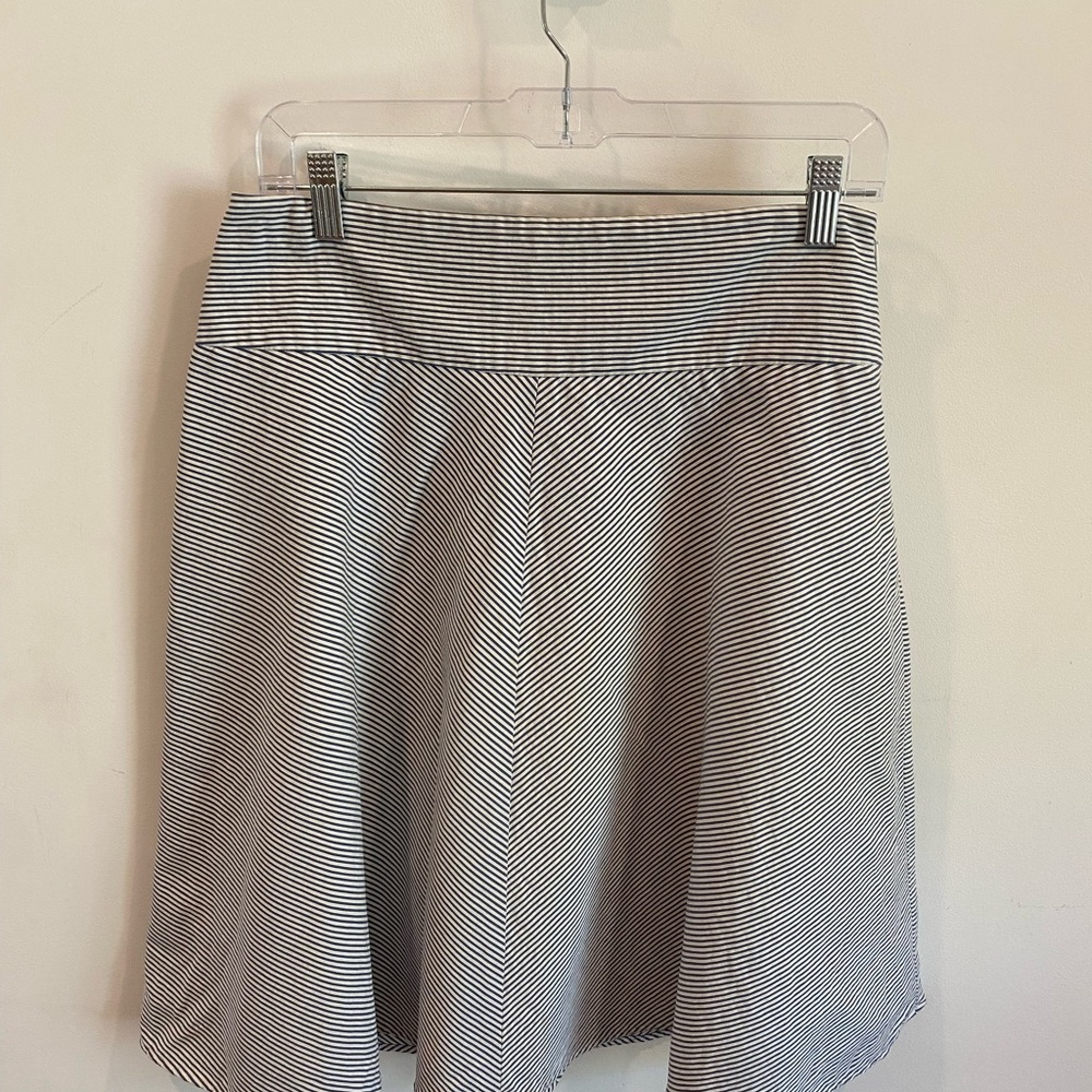 Ann Taylor Blue and White A-Line Skirt Size 4‎ Classic Preppy Office